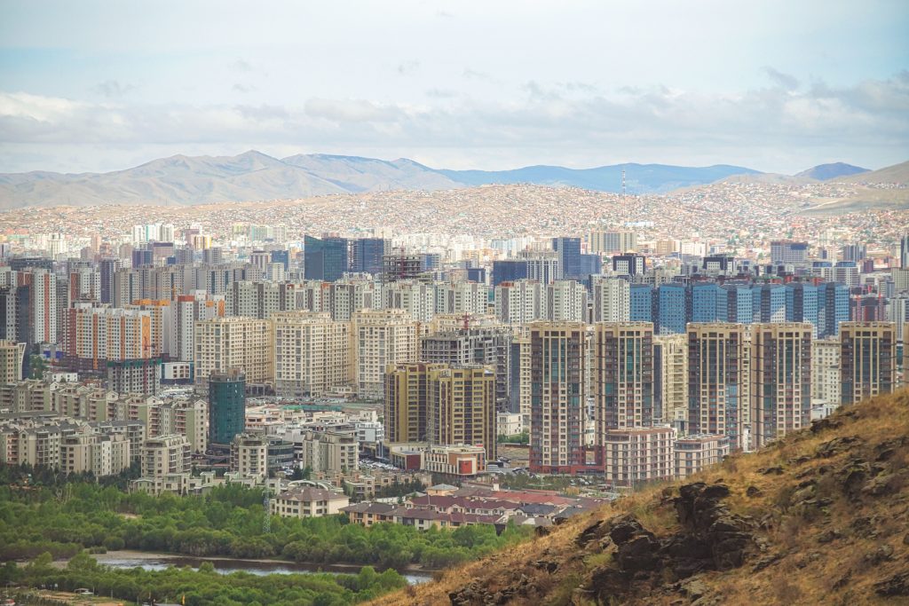 pexels-uuganbayar-otgonbayar-648316-32616068 conference interpreters in Ulaanbaatar Синхронные переводчики в Улан-Баторе